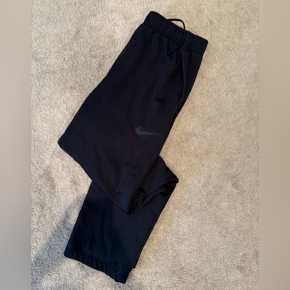 Nike Dri-FIT Training Pants Men’s Large Black Athletic Tapered